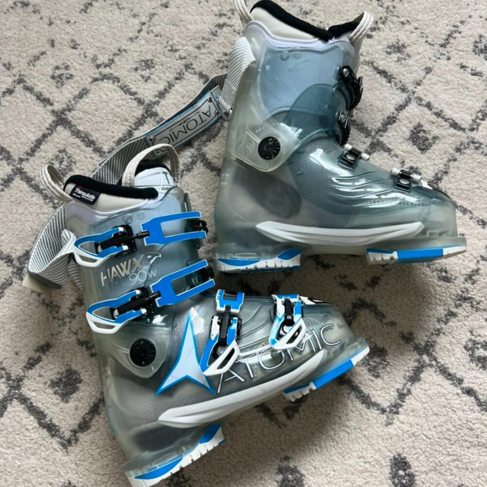 Atomic Hawx 90W Women's ski boots